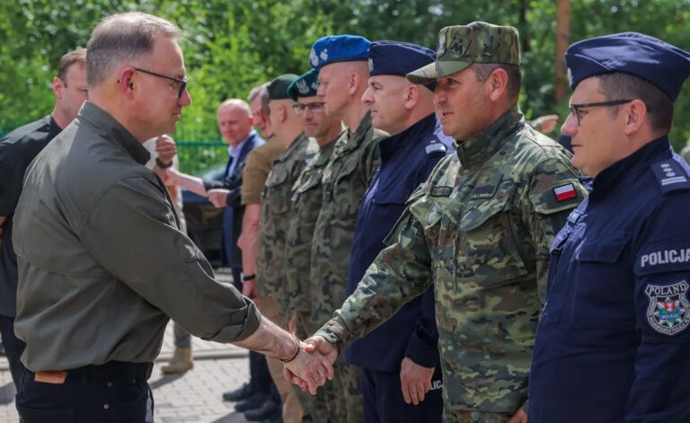 Duda na granicy z Białorusią: To nie tylko nasza granica, to Europa
