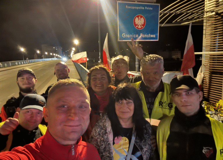 Robert Bąkiewicz zainicjował ważny ruch i władza wzięła go na celownik. Oby sam nie popełnił błędów...